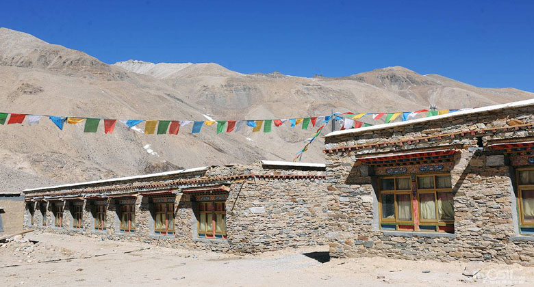 Rongbuk Hotel