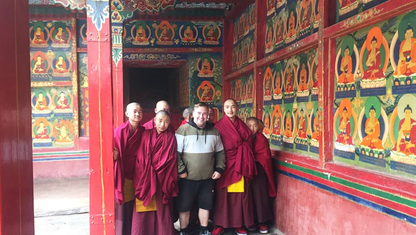 Fotografieren mit Lamas des Tashilhunpo Klosters
