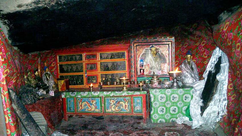 Milarepa Höhle