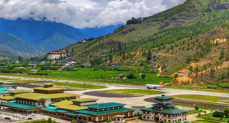 Paro Internationaler Flughafen