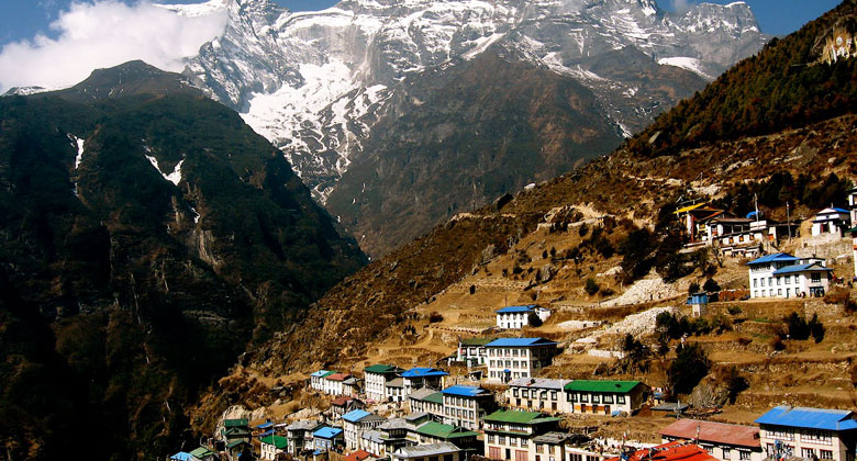 Tibetisches Bergvolk In Nepal Der Everest Macht Die Welt Mit Dem Sherpa Bekannt