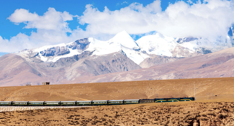 Im Herbst der Tibet Bahn