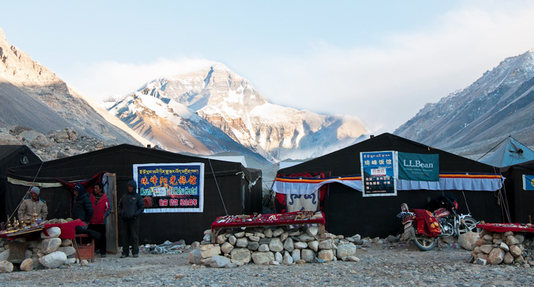 Gemütliche Hauszelte in EBC in Tibet