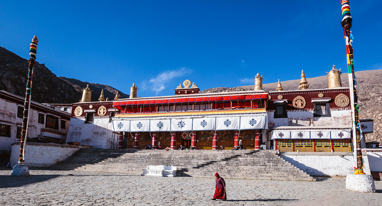 Wintersonne des Klosters Drepung