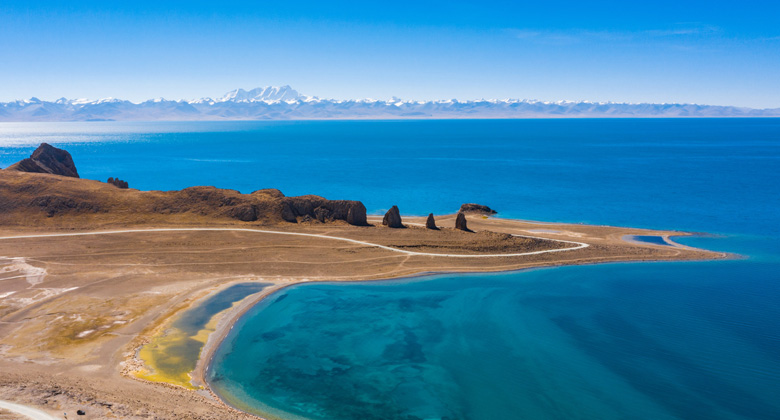 Atemberaubende Aussicht auf den Namtso See