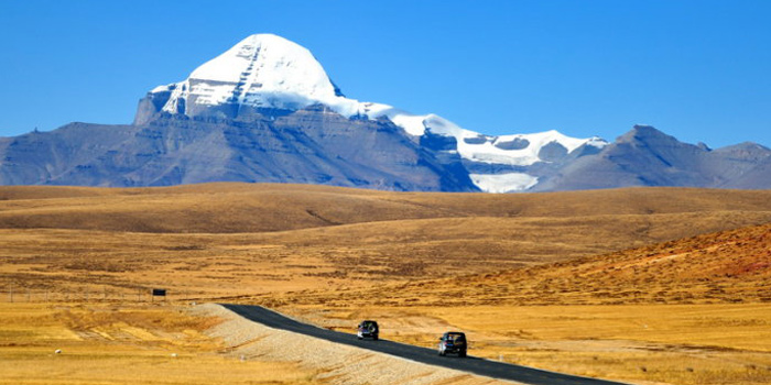 15 Tage Kailash und Manasarova Kleingruppenreise: Der letzte Traum eines Pilgers und die größte Überlandreise in Tibet.