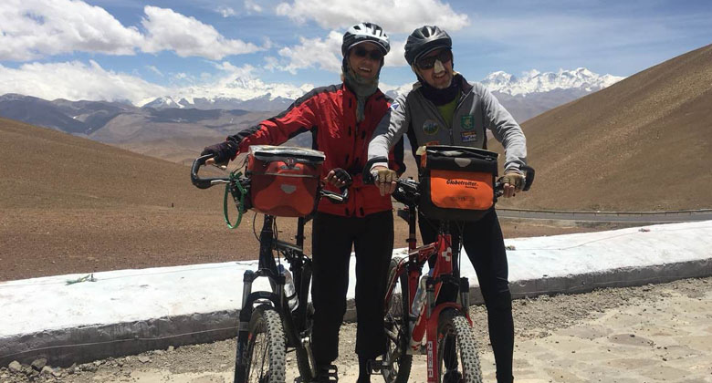 Lhasa to Kathmandu biking tour