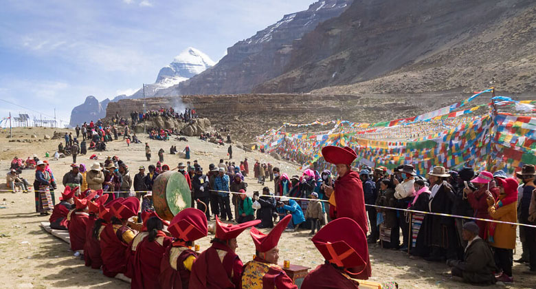 Saga Dawa Festival findet in Mount Kailash im Sommer statt