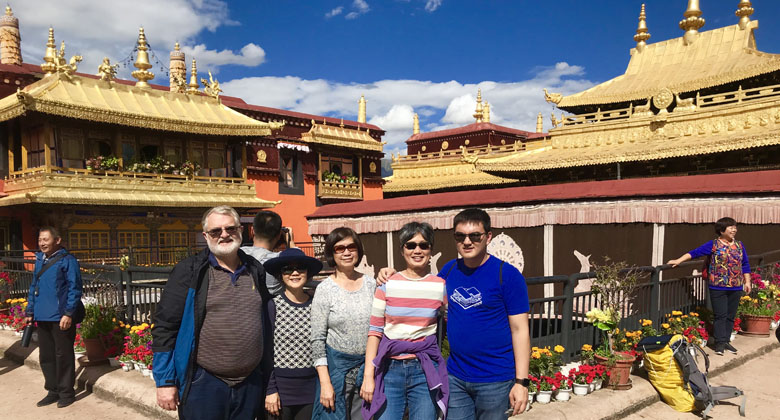 Visit Jokhang Temple