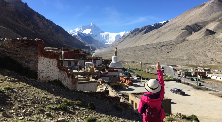 Mount Everest Base Camp im August