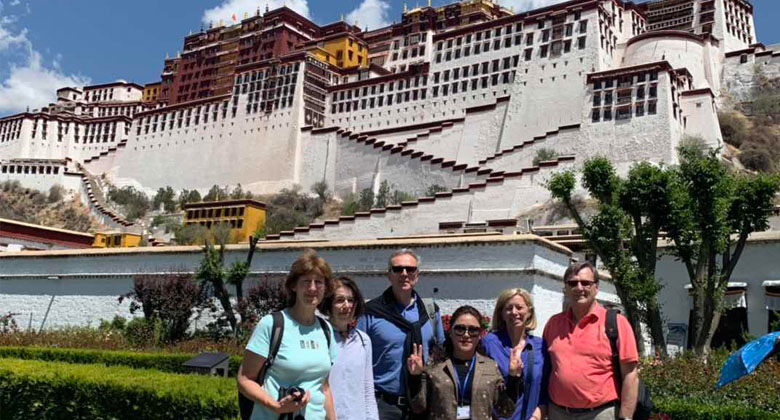 Erkunden Potala Palast im September